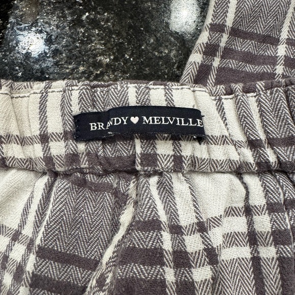Brandy Melville Checkered Pants in Brown and Cream - Picture 2 of 7